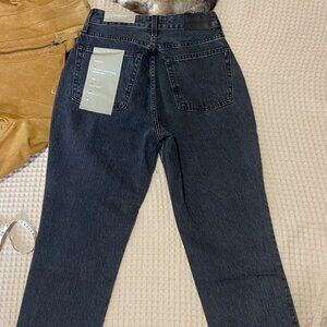 *BRAND NEW* The '90s Cheeky Hourglass Jean by Everlane in Size 28 x 28.5